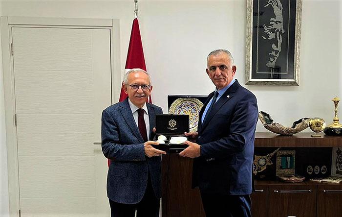 Bakan Çavuşoğlu, Prof. Dr. Bilgili’yi Kabul Etti