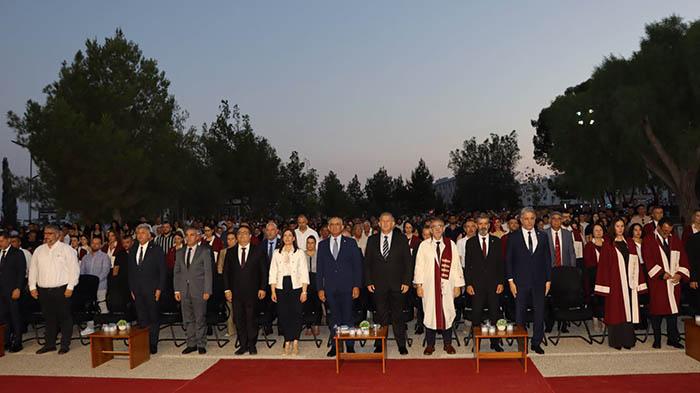 Bakan Çavuşoğlu: Atatürk Öğretmen Akademisi'nin Geleceği Emin Ellerde
