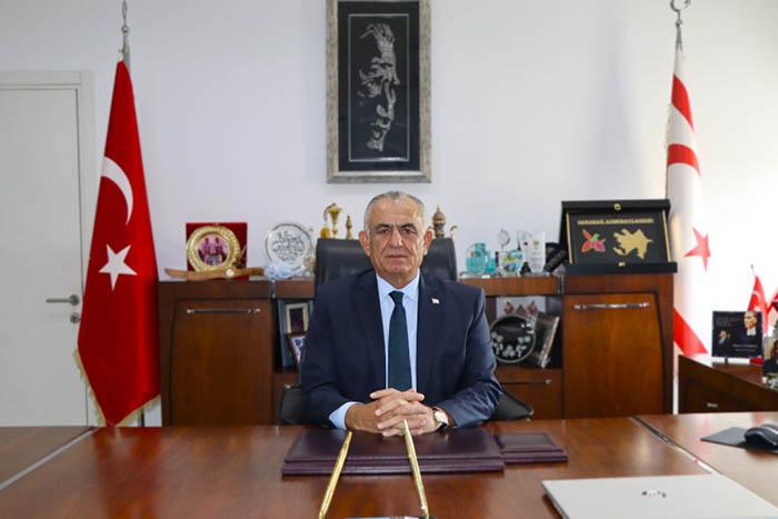 Bakan Çavuşoğlu: Rum Eğitim Sistemi ELAM’cıların Eline Geçti