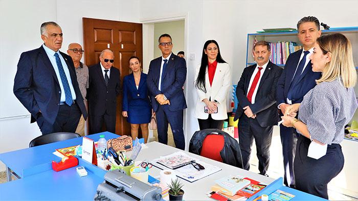 Milli Eğitim Bakanı Nazım Çavuşoğlu Rauf Raif Denktaş Görme Engelliler Özel Eğitim Okulu’nu ziyaret etti.