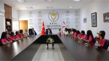 Bakan Çavuşoğlu, ONKO Yıldız Kız Hentbol Takımı’nı Kabul Etti