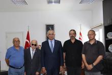 Bakan Çavuşoğlu, Engelliler Federasyonu'nu Kabul Etti