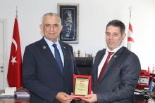 Bakan Çavuşoğlu, MOK Başkanı ve Komite Üyelerini Kabul Etti